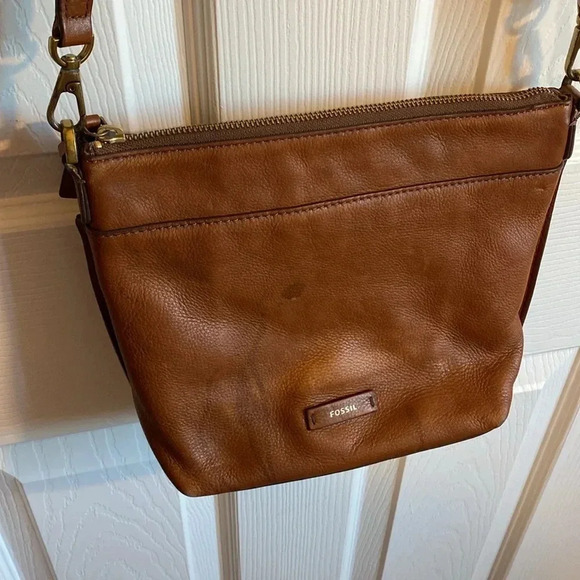 Fossil genuine leather shoulder crossbody bag - Picture 3 of 6